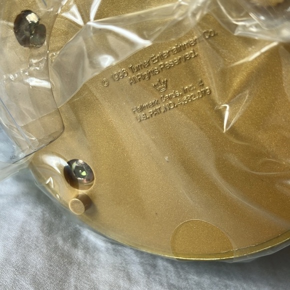 Hallmark: 1996 Keepsake Ornament- Emerald City- The Wizard of Oz- Light, Motion - Picture 7 of 16